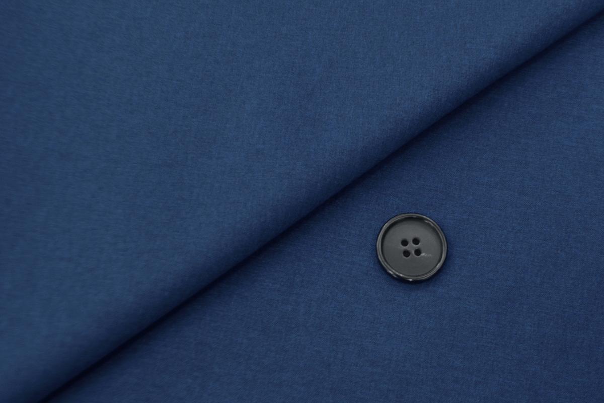 [オーダーレディーススーツ スカートセット]明るいブルーは爽やかな印象を