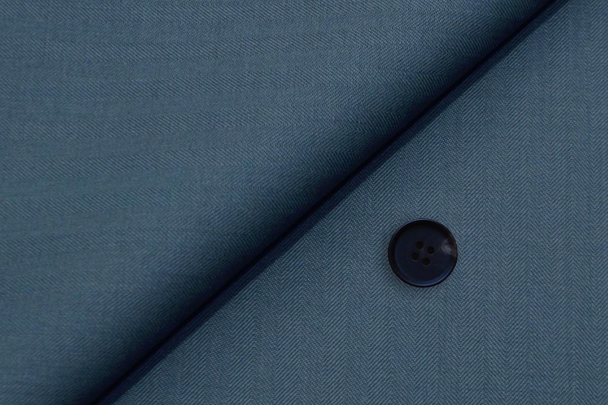 [オーダーレディーススーツ スカートセット]【Lolo Piana】ブルーカラーでポジティブな雰囲気に！