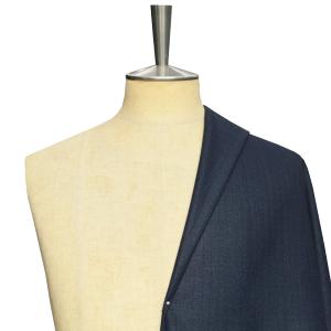 [オーダースーツ]さりげないストライプが目を引く１着