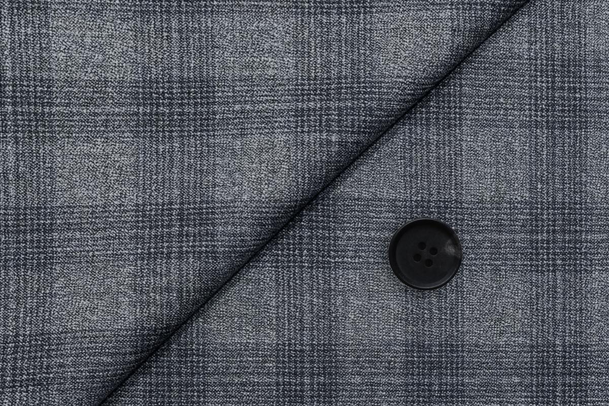 [オーダースーツ]シワにもなりづらく、安心感のある 品質